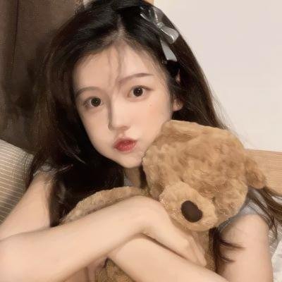 雏燕鸣春